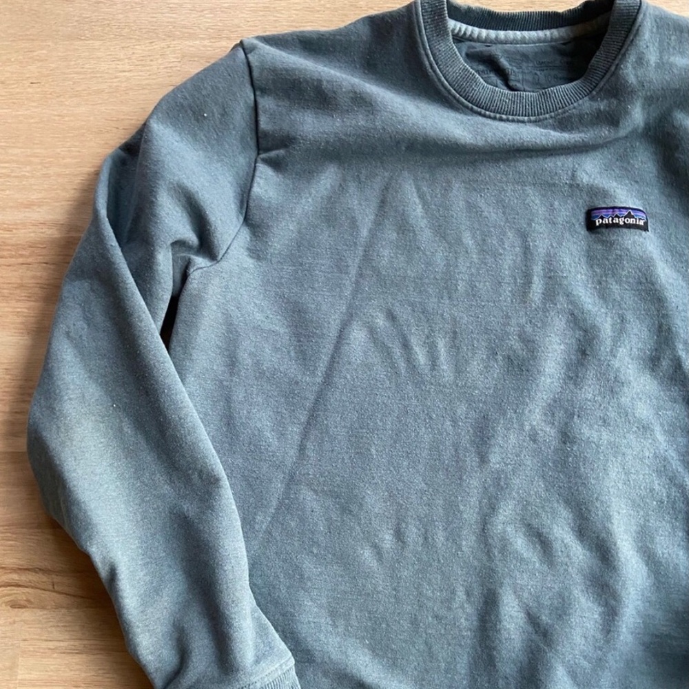 Men’s size large Patagonia uprisal crewneck sweatshirt blue/gray